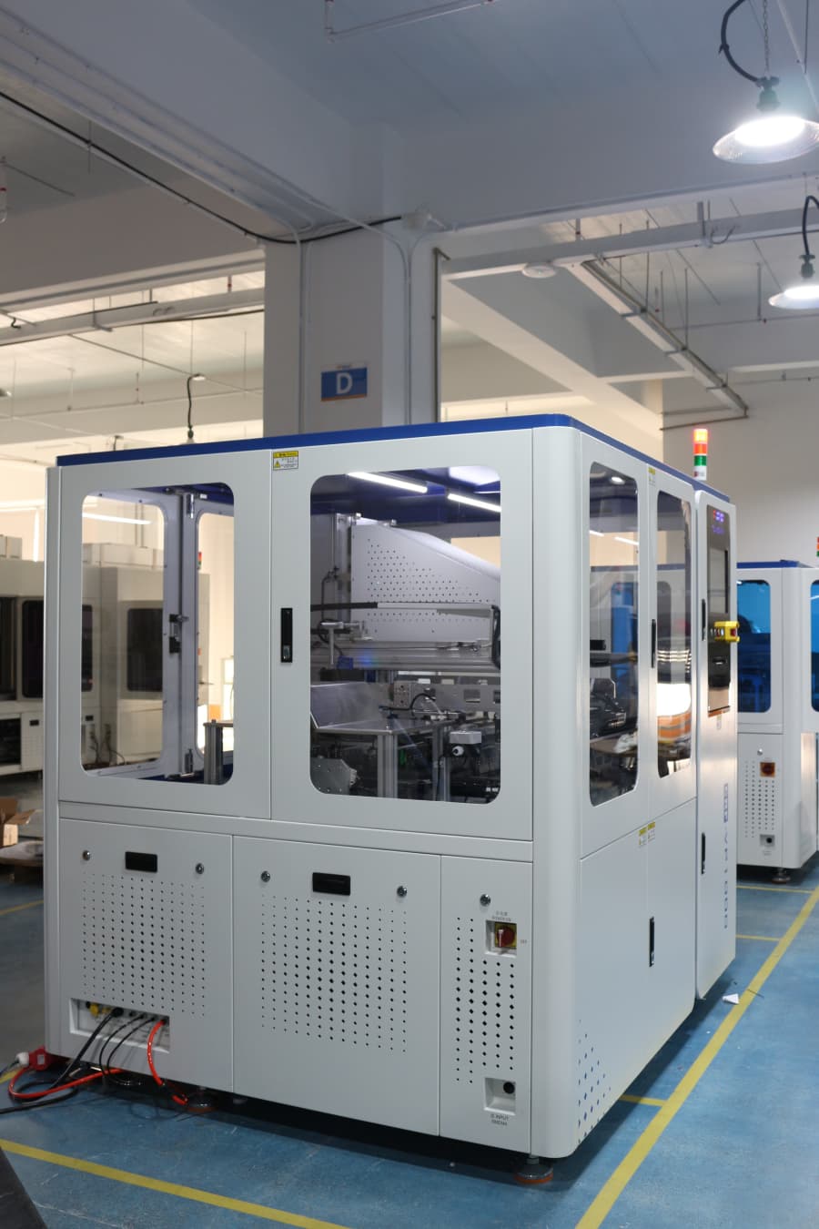 诚峰智造在线式真空等离子系统（左进右出）实现汽车传感器产线智能化升级